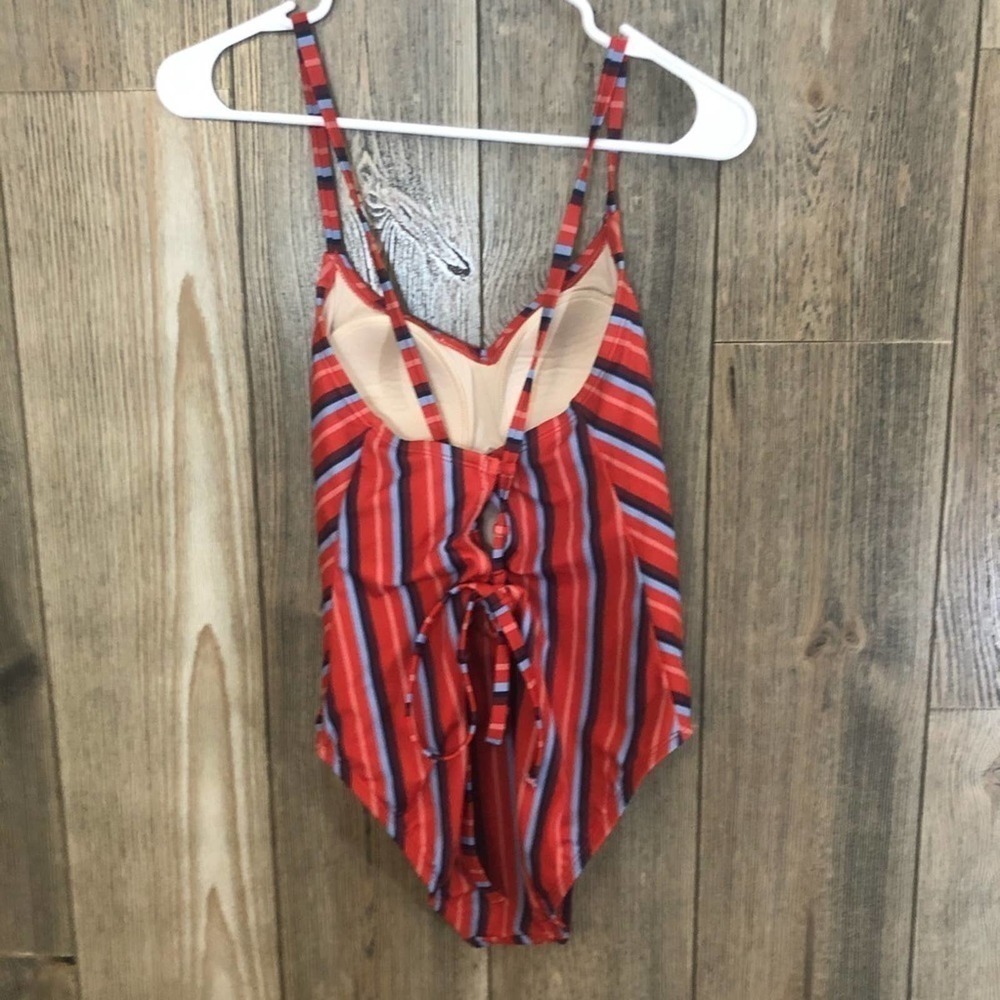 KONA Sol Lace-Up Back one piece swimsuit  Sz small - Picture 2 of 5